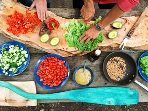 Préparer un apréitif ou un repas entre amis, tout végétarien